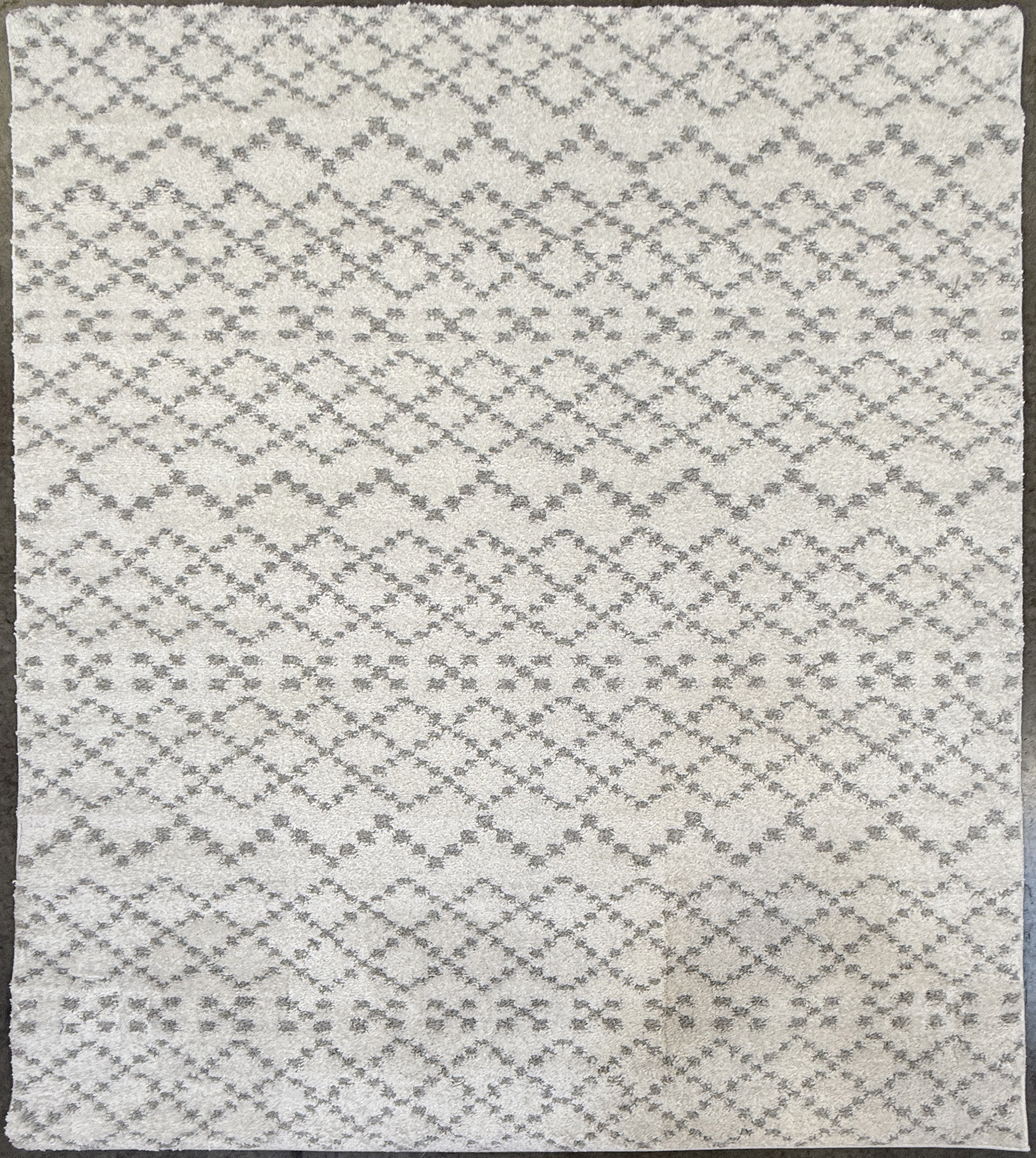 Berlin White Gray 5x8